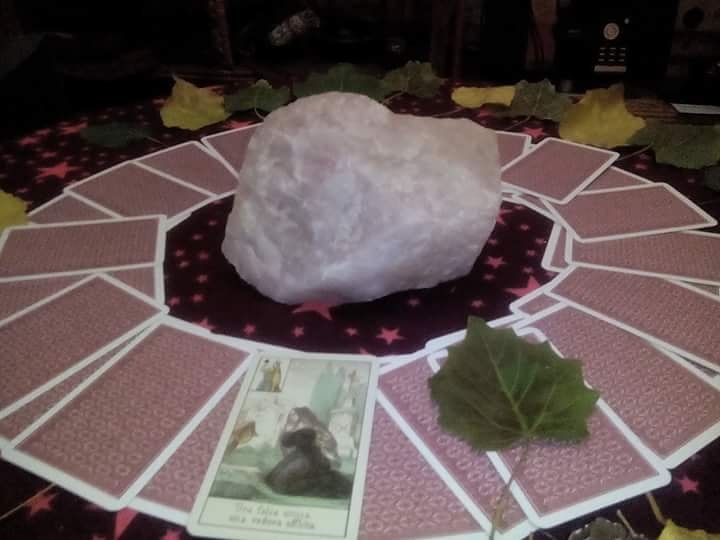 39628857_695750184119149_4228055875941564416_n